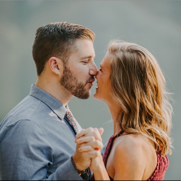 Meet your Poshers! - Picture 4 of 4